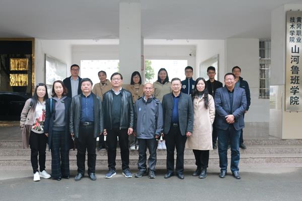 5ac09cacbb4d4d6b8692a2fc130a6de4.jpg 5ac09cacbb4d4d6b8692a2fc130a6de4.jpg