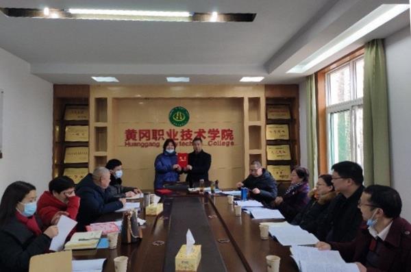 7147f7c6d7e7463ab302724374544ff5.jpg 7147f7c6d7e7463ab302724374544ff5.jpg