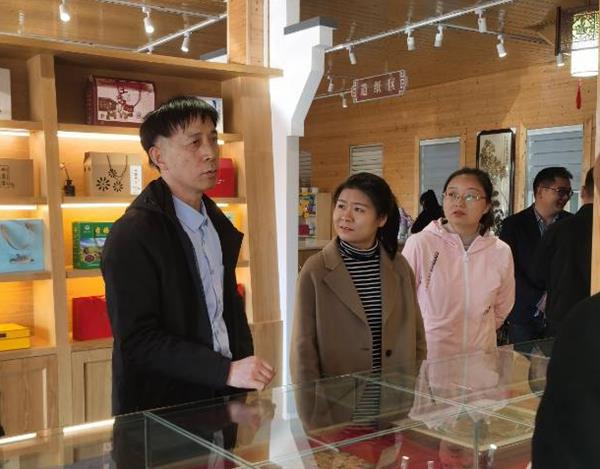 31b8c921735545c0b53557546949cab4.jpg 31b8c921735545c0b53557546949cab4.jpg