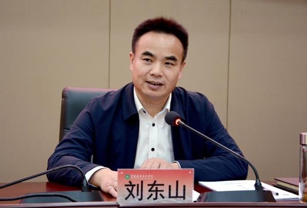 352b5dc47d5f4c9780a6fbb54359534f.jpg 352b5dc47d5f4c9780a6fbb54359534f.jpg