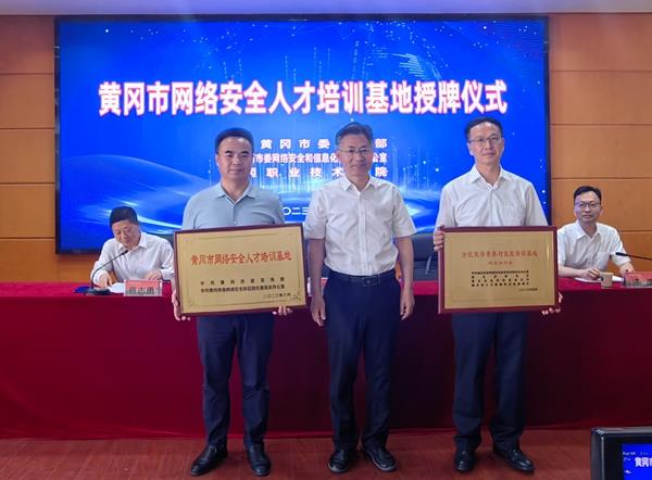 3033e7ccbc2f4d778d79428c7ddfffb9.jpg 3033e7ccbc2f4d778d79428c7ddfffb9.jpg