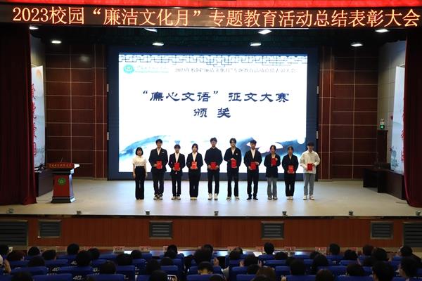 eb76aea37f064372ba3b4cf95d68cf9d.jpg eb76aea37f064372ba3b4cf95d68cf9d.jpg