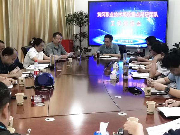 c1806a1404424c9fa8556002fafc6d17.jpg c1806a1404424c9fa8556002fafc6d17.jpg