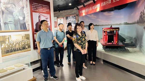 8c8014e6a56c474da8757d6357a88e8d.jpg 8c8014e6a56c474da8757d6357a88e8d.jpg