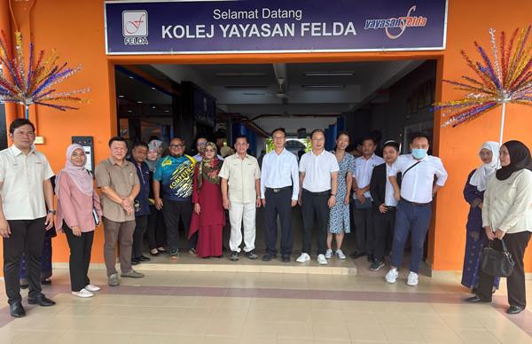 714f8d694cce4706b7bdbef32e6545a8.jpg 714f8d694cce4706b7bdbef32e6545a8.jpg