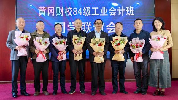 59e6af8f31744102a6898175a176f7e1.jpg 59e6af8f31744102a6898175a176f7e1.jpg